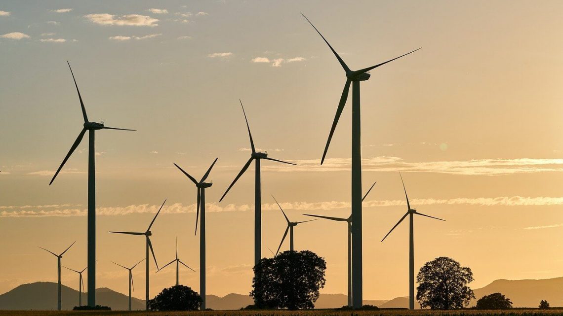 Investimenti green allarme rosso, ecco tutti i rischi della transizione verso le fonti rinnovabili